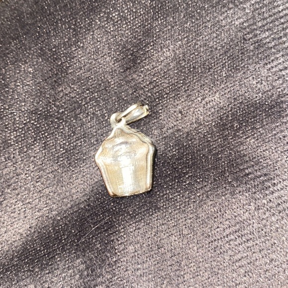 🦋Bundle of two Disney charms! - Picture 6 of 6